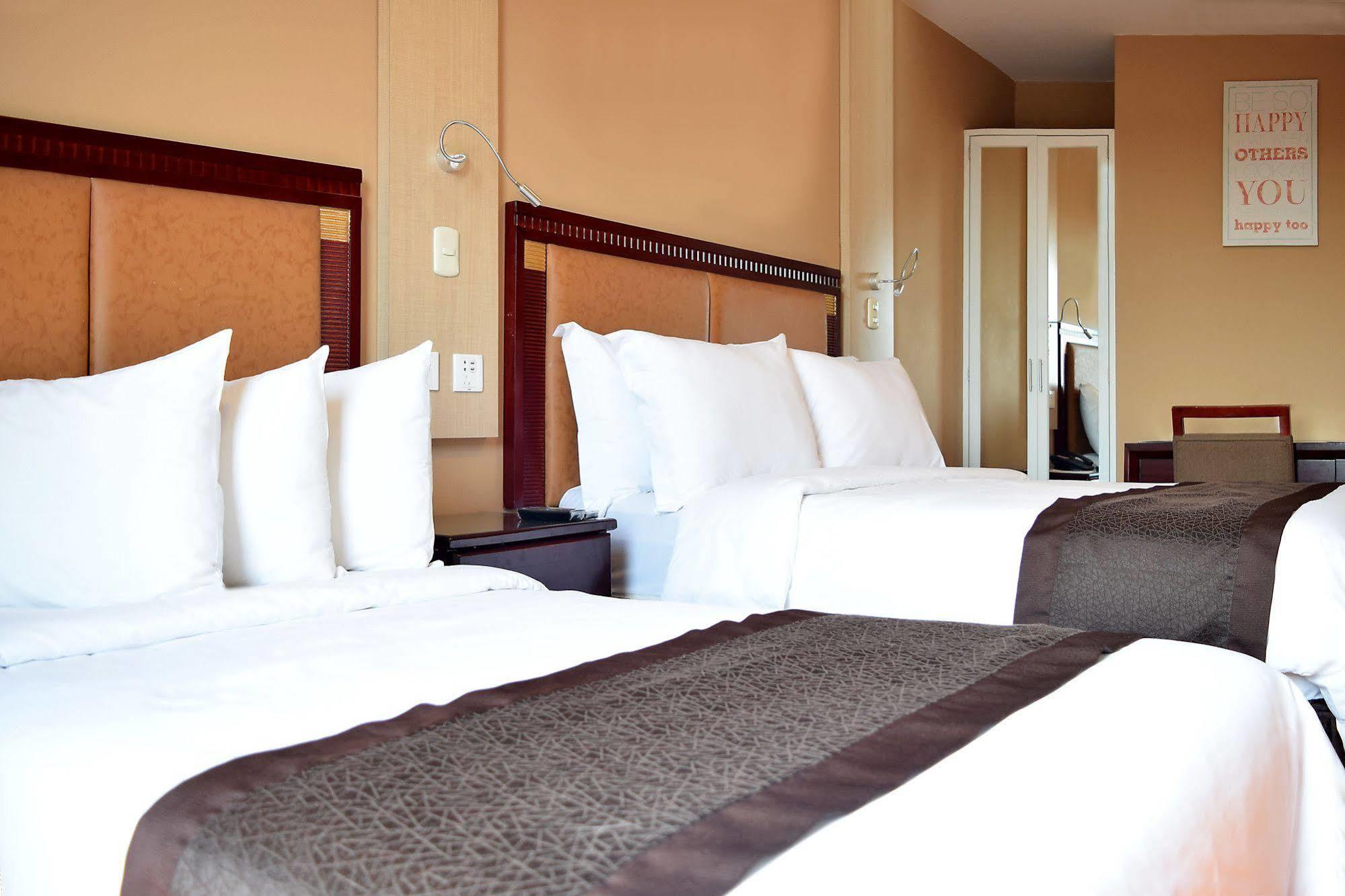 Gran Mundo Hotel & Suites Lima Exterior photo