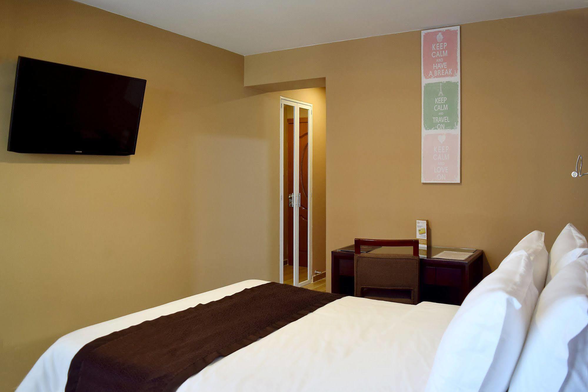 Gran Mundo Hotel & Suites Lima Exterior photo