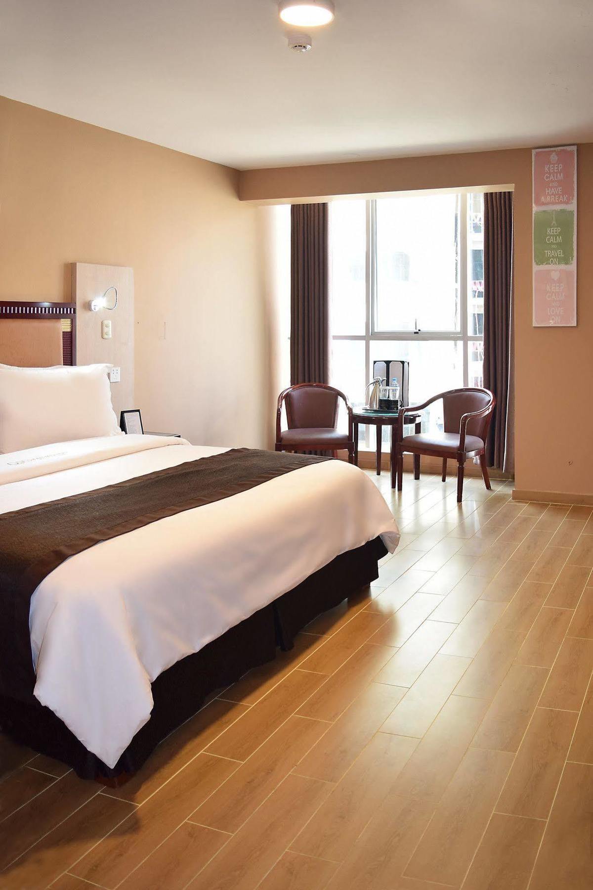 Gran Mundo Hotel & Suites Lima Exterior photo